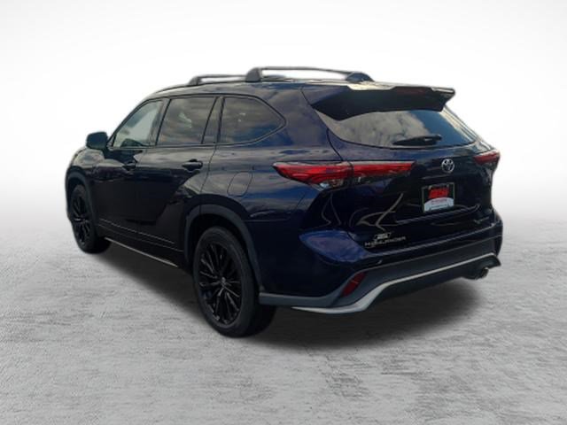 Used 2023 Toyota Highlander XSE AWD/4WD image 6