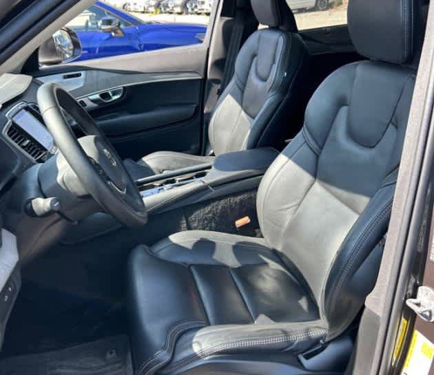 Used 2024 Volvo XC90 T8 Ultimate AWD/4WD image 2