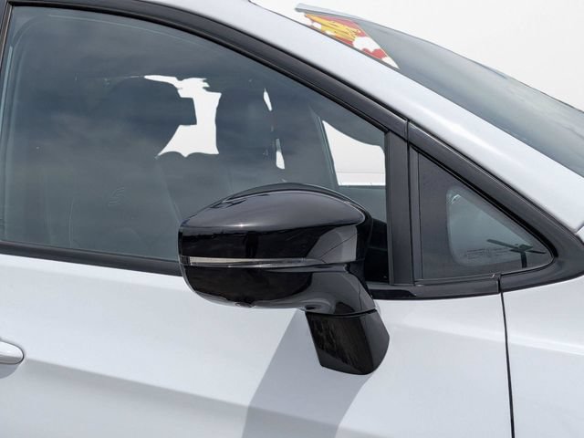 Used 2024 Chrysler Pacifica Limited FWD image 11