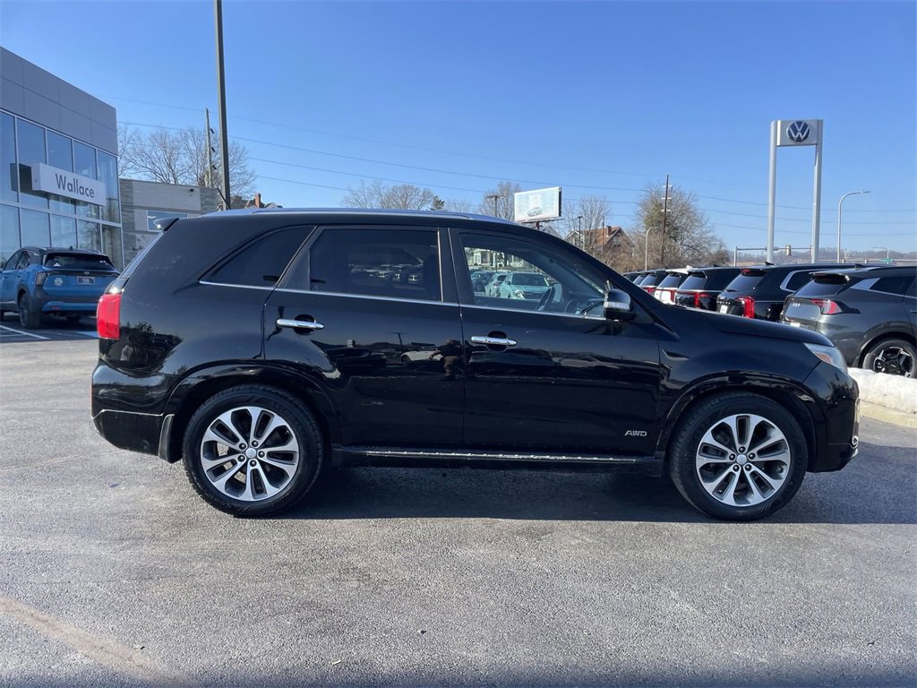 Used 2014 Kia Sorento SX w/ 3rd Row Package image 4