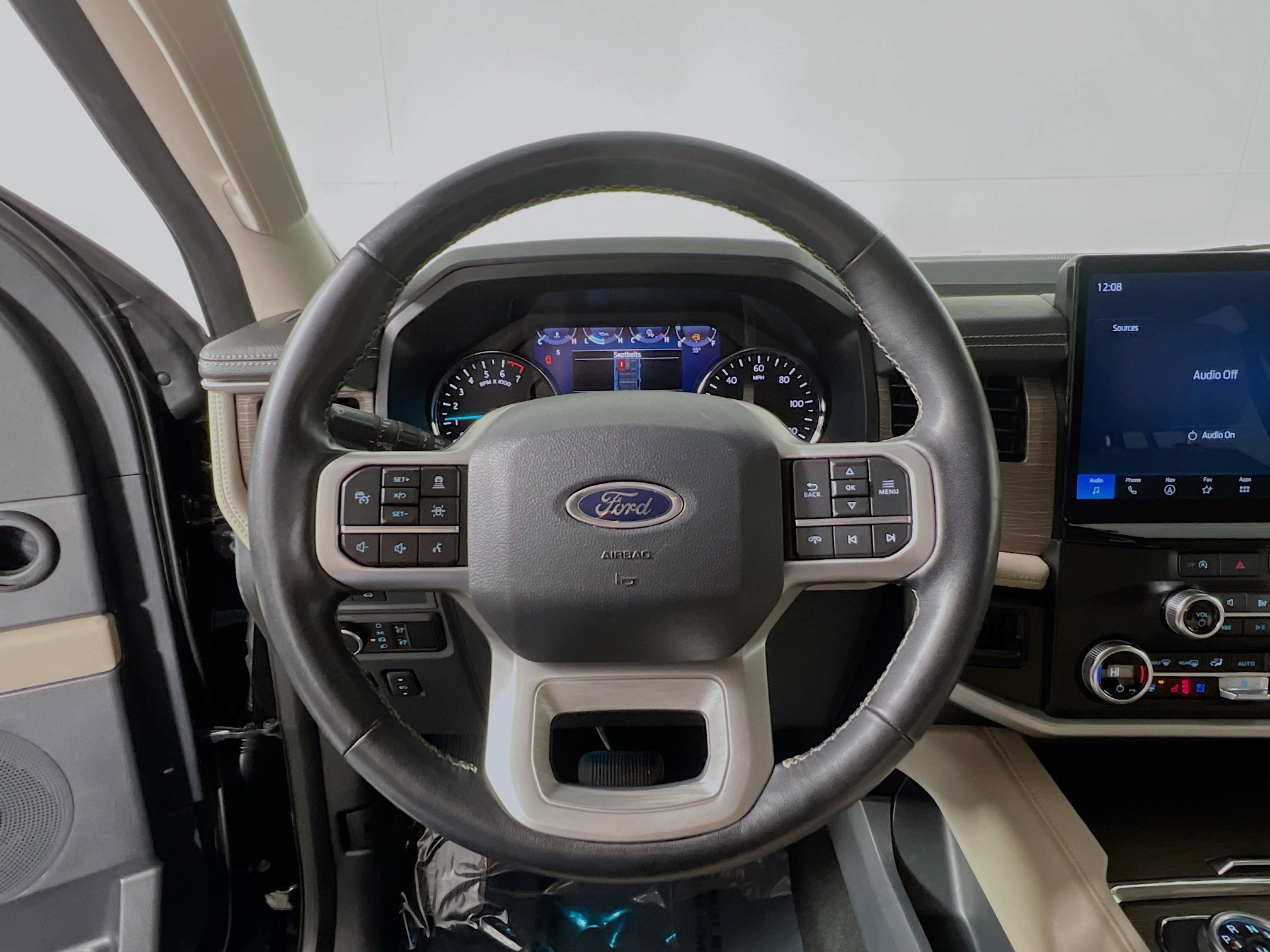 Used 2024 Ford Expedition Max Limited image 18