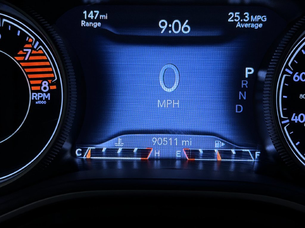 Used 2019 Jeep Cherokee Limited AWD/4WD image 8
