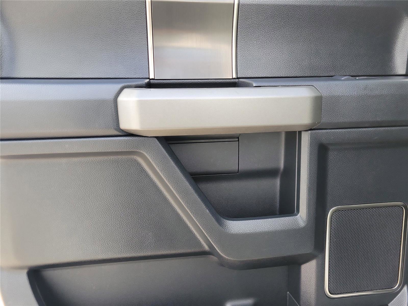 Used 2020 Ford F150 Raptor w/ Equipment Group 802A Luxury image 13