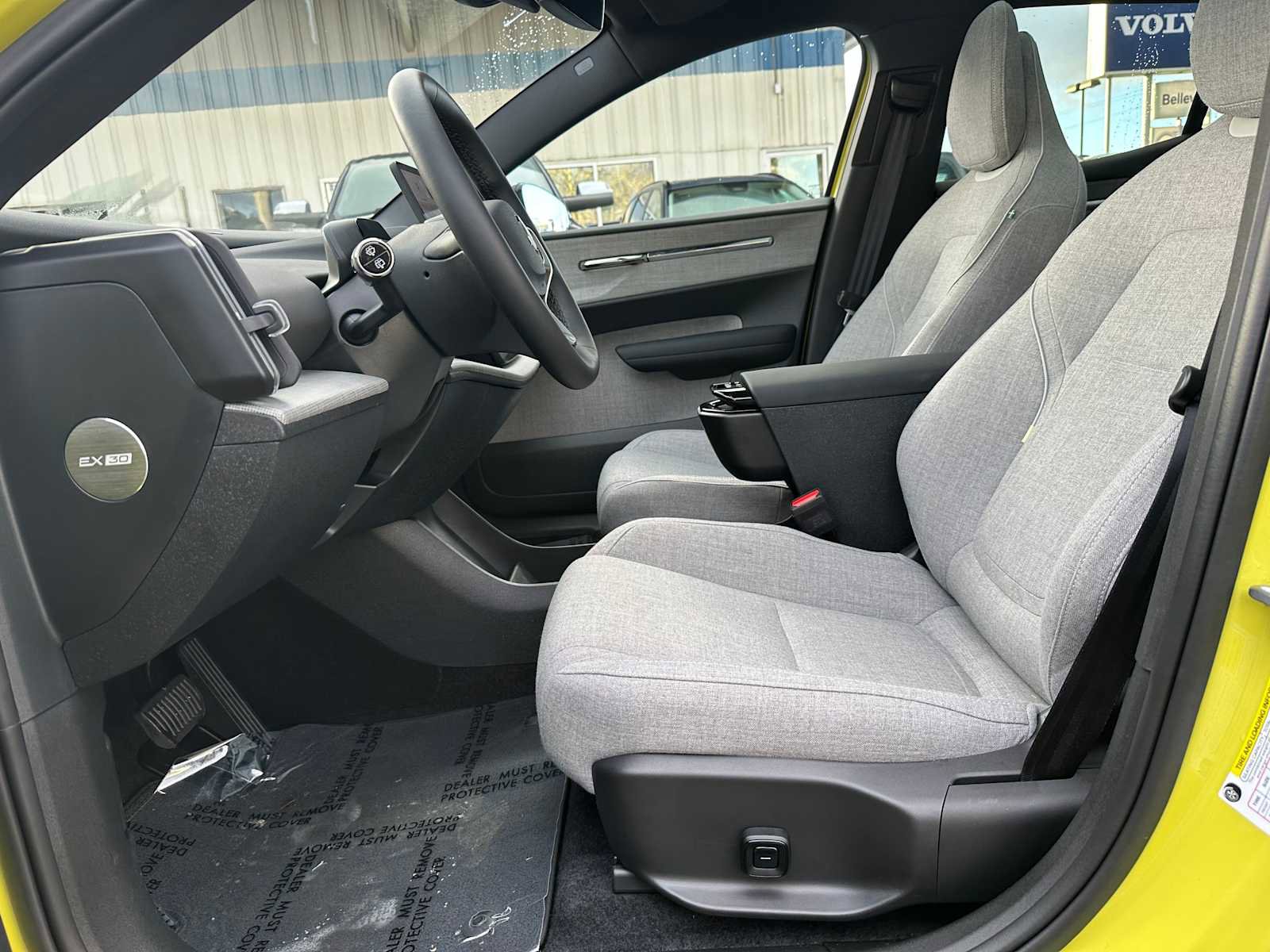 Used 2025 Volvo EX30 Ultra image 19