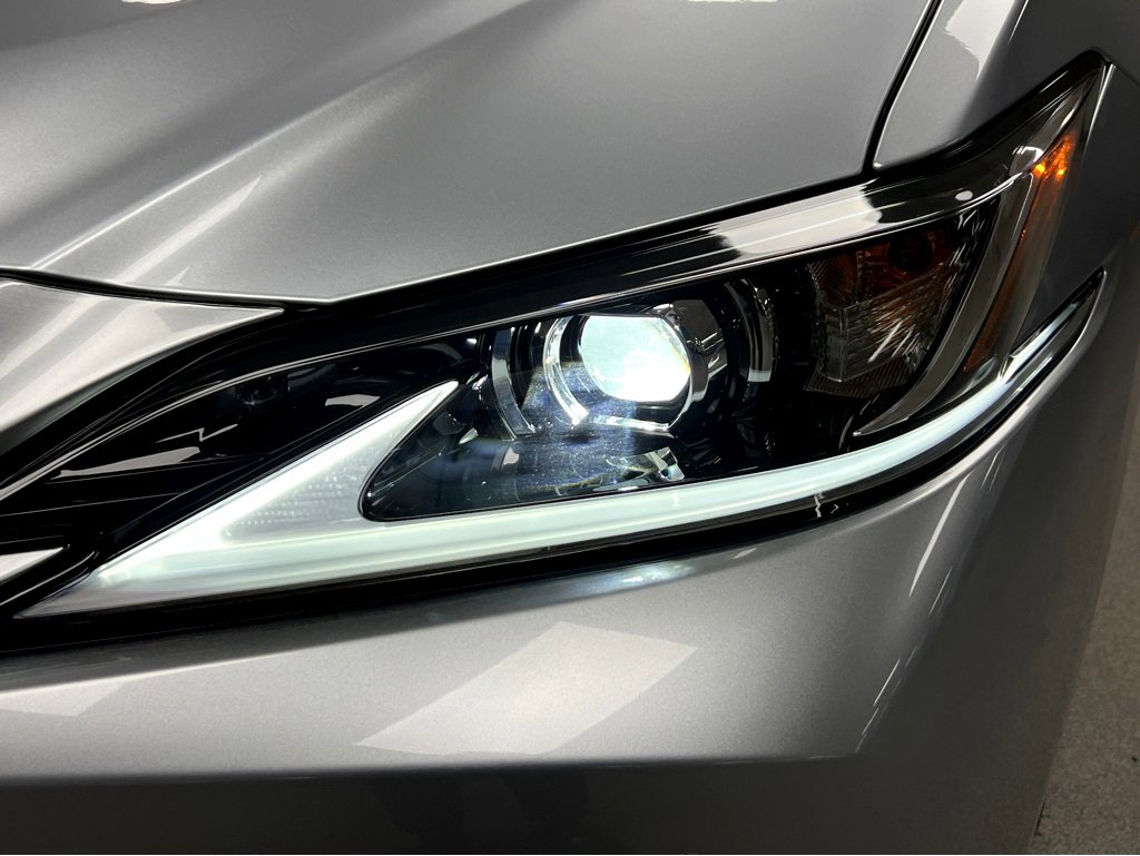 New 2025 Lexus ES 350 w/ Premium Package image 36