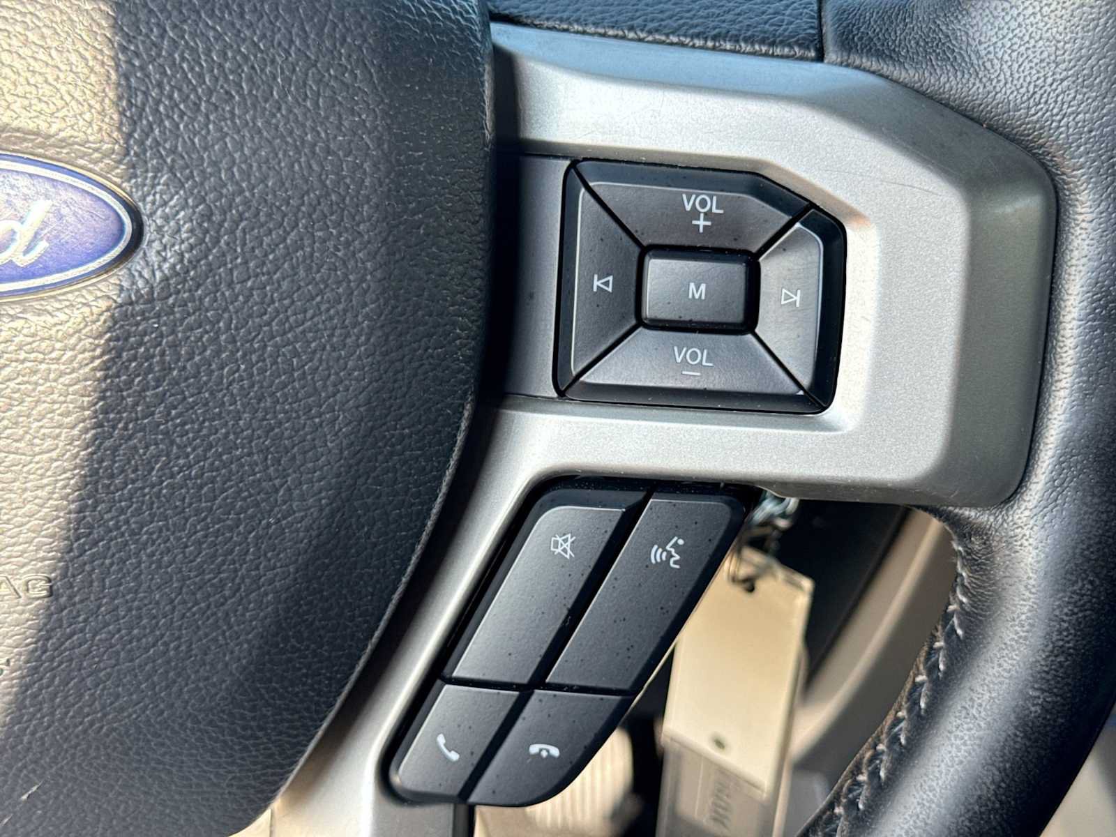 Used 2022 Ford F250 Lariat AWD/4WD image 24