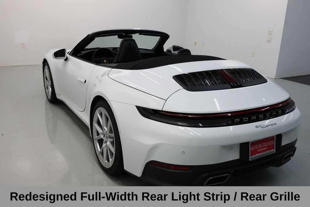 Used 2025 Porsche 911 Carrera RWD image 48
