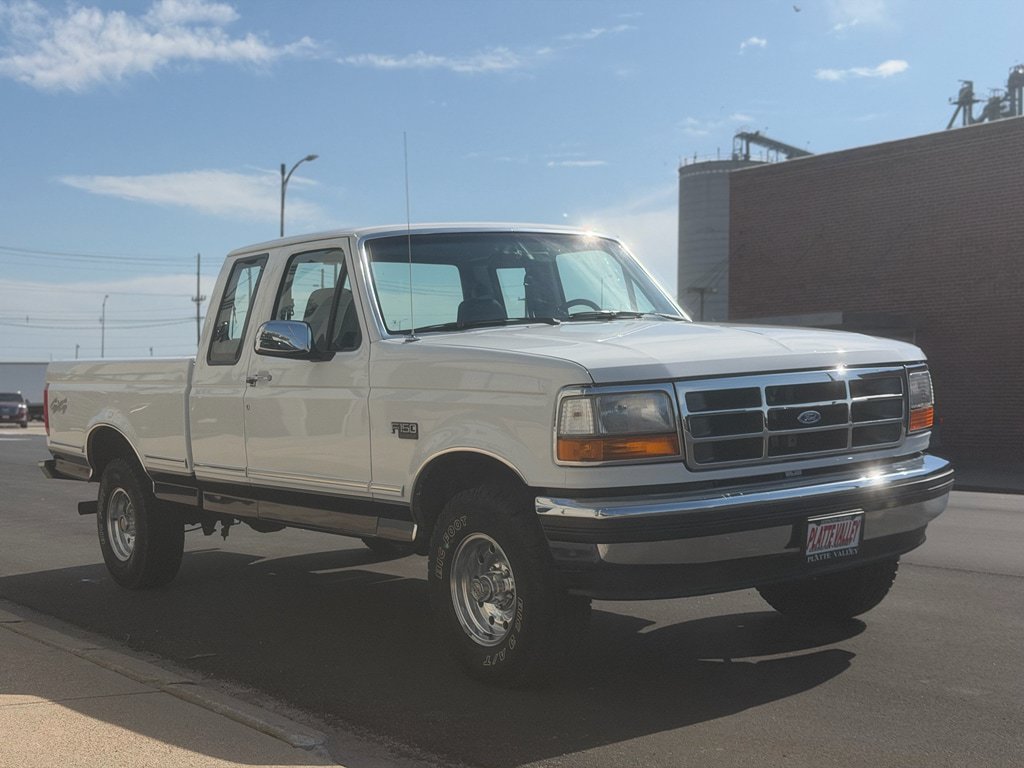Used 1994 Ford F150 XL AWD/4WD image 2