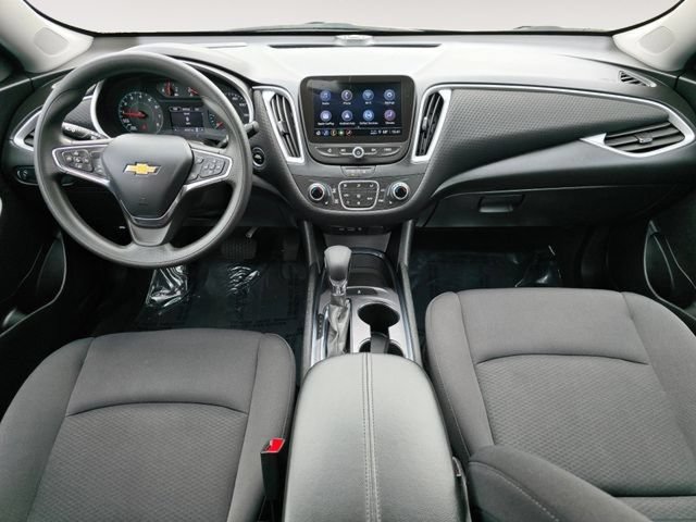 Used 2023 Chevrolet Malibu LT FWD image 16