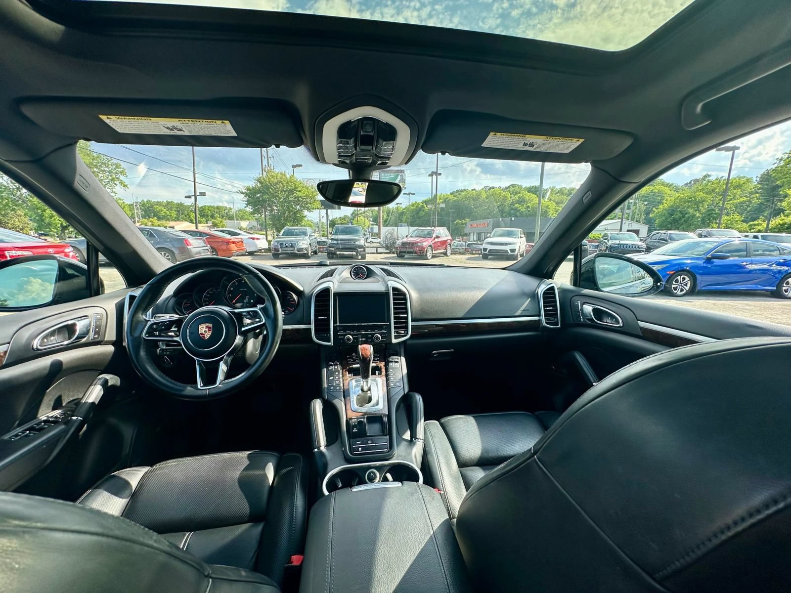 Used 2016 Porsche Cayenne AWD/4WD image 6