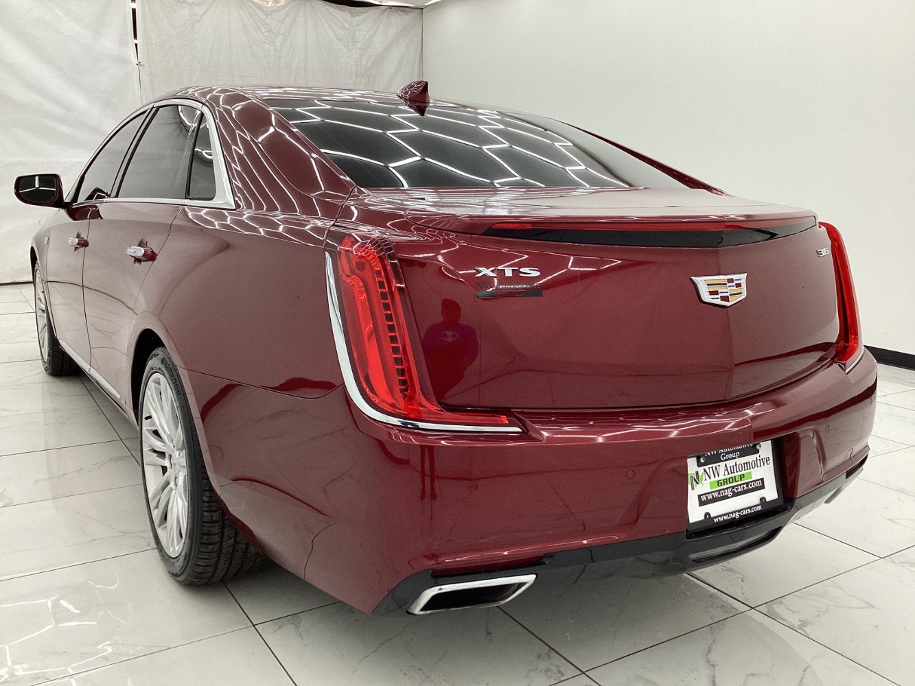 Used 2019 Cadillac XTS Luxury image 9