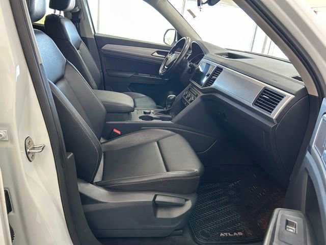 Used 2018 Volkswagen Atlas SE image 30