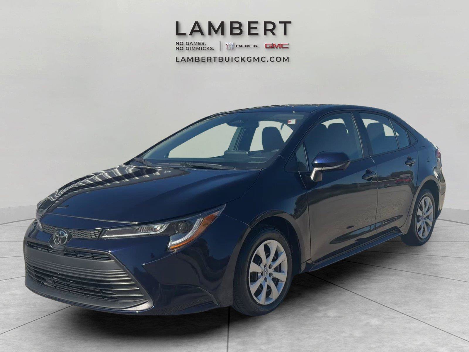 Used 2026 Toyota Corolla LE FWD image 1