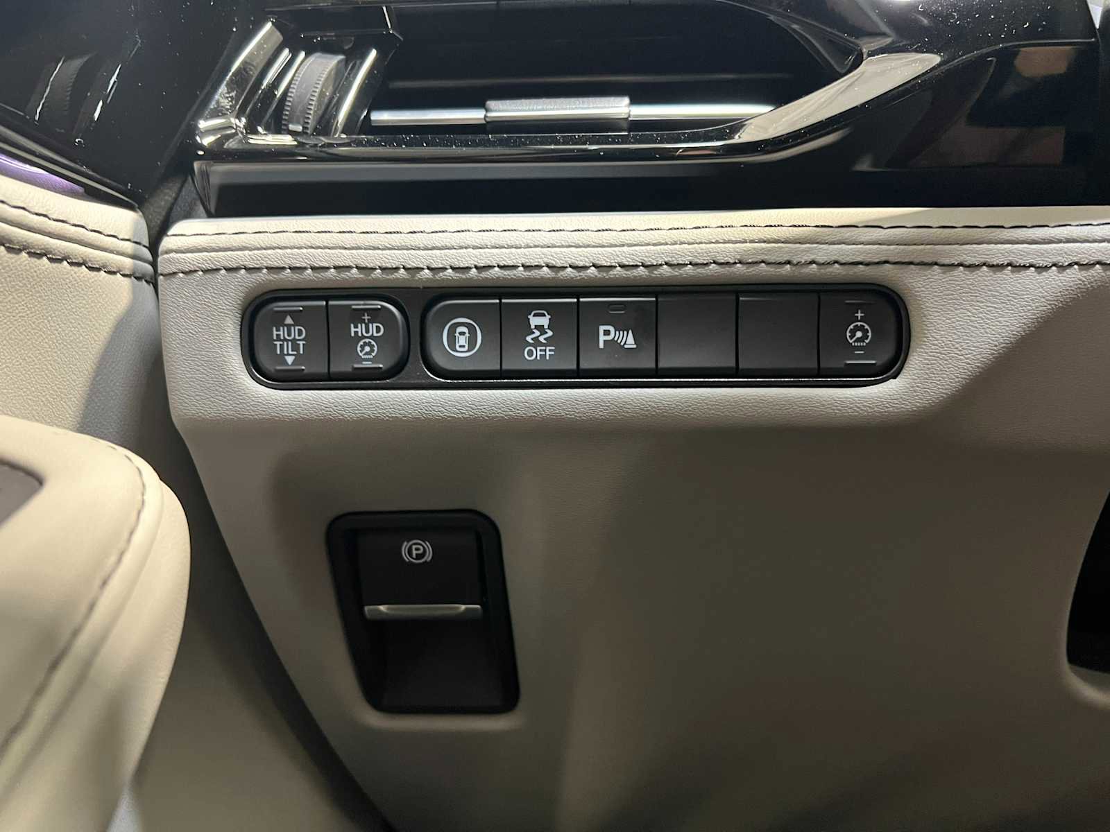 New 2026 Acura MDX SH-AWD w/ Advance Package image 16