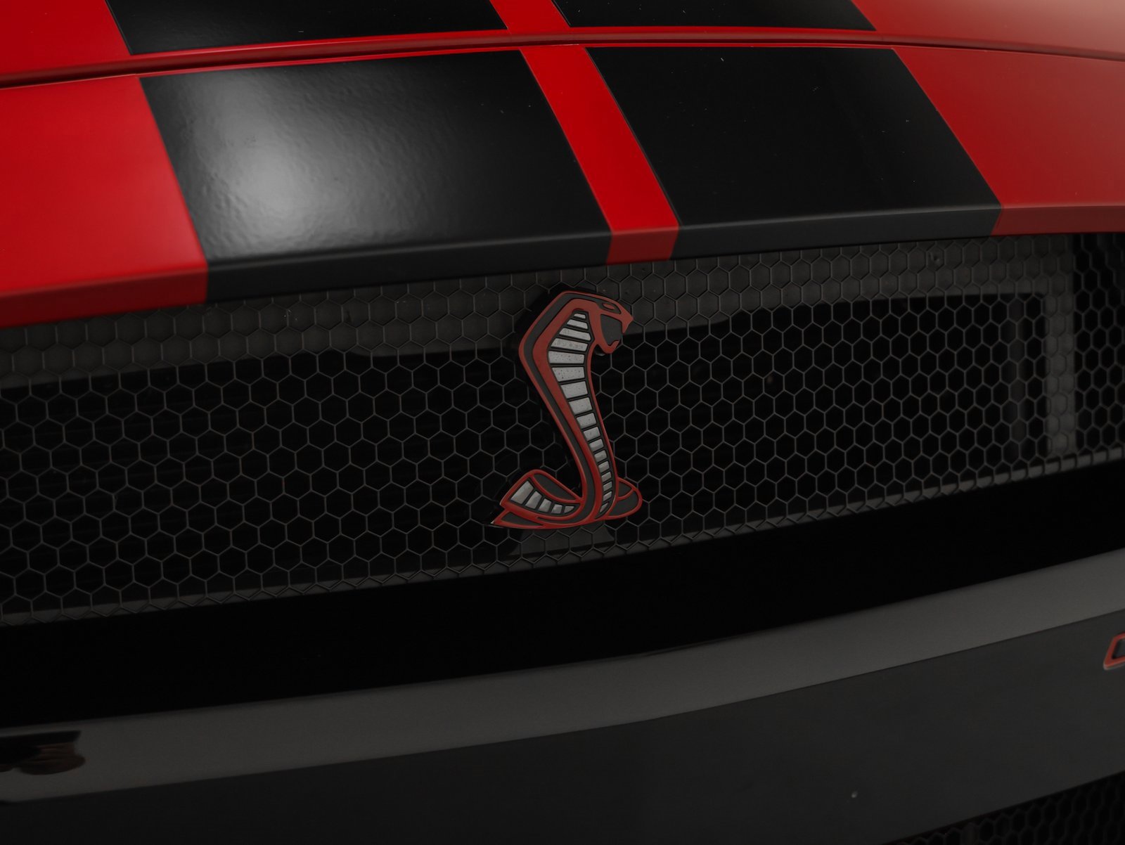 Used 2020 Ford Mustang Shelby GT500 w/ Carbon Fiber Track Pack image 29