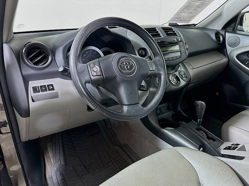 Used 2009 Toyota RAV4 Limited image 9