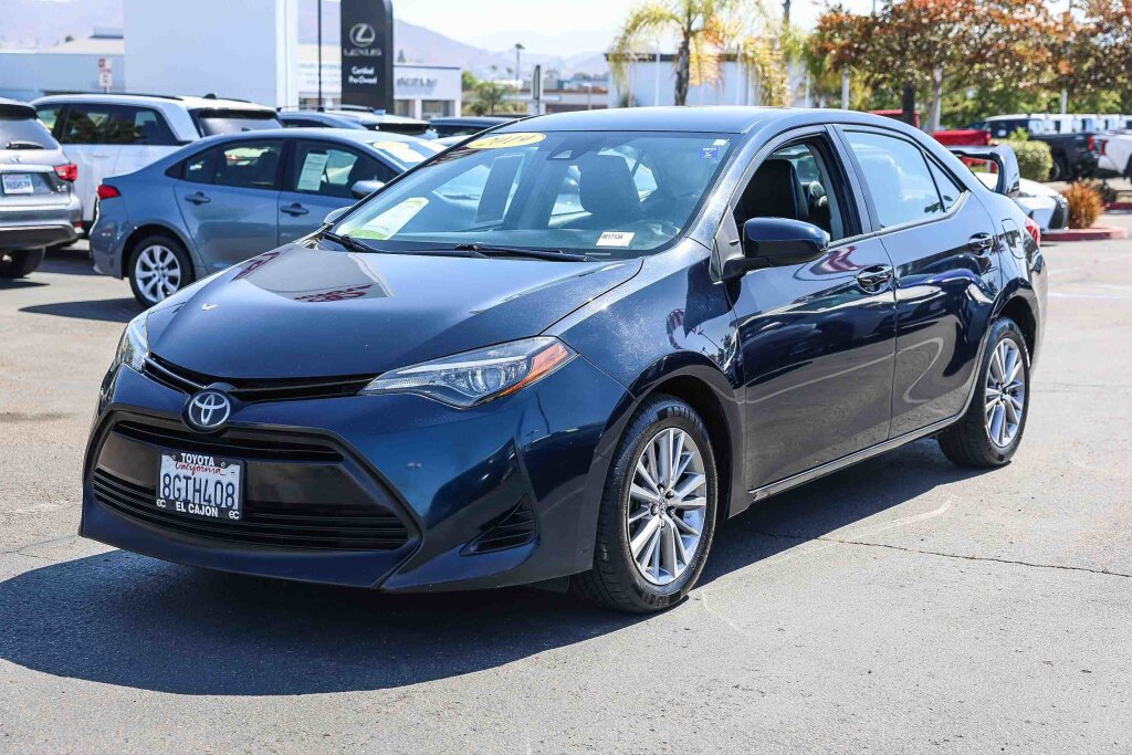 Used 2019 Toyota Corolla LE w/ Carpet Mat Package (TMS) FWD image 18