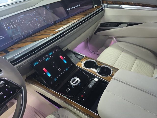 Certified 2025 Cadillac Escalade Sport Platinum w/ LPO, ONYX Package image 26