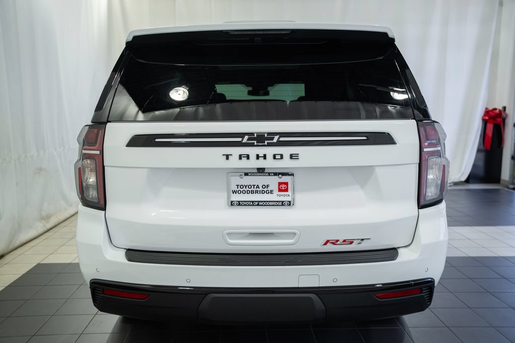 Used 2024 Chevrolet Tahoe RST w/ Luxury Package AWD/4WD image 5