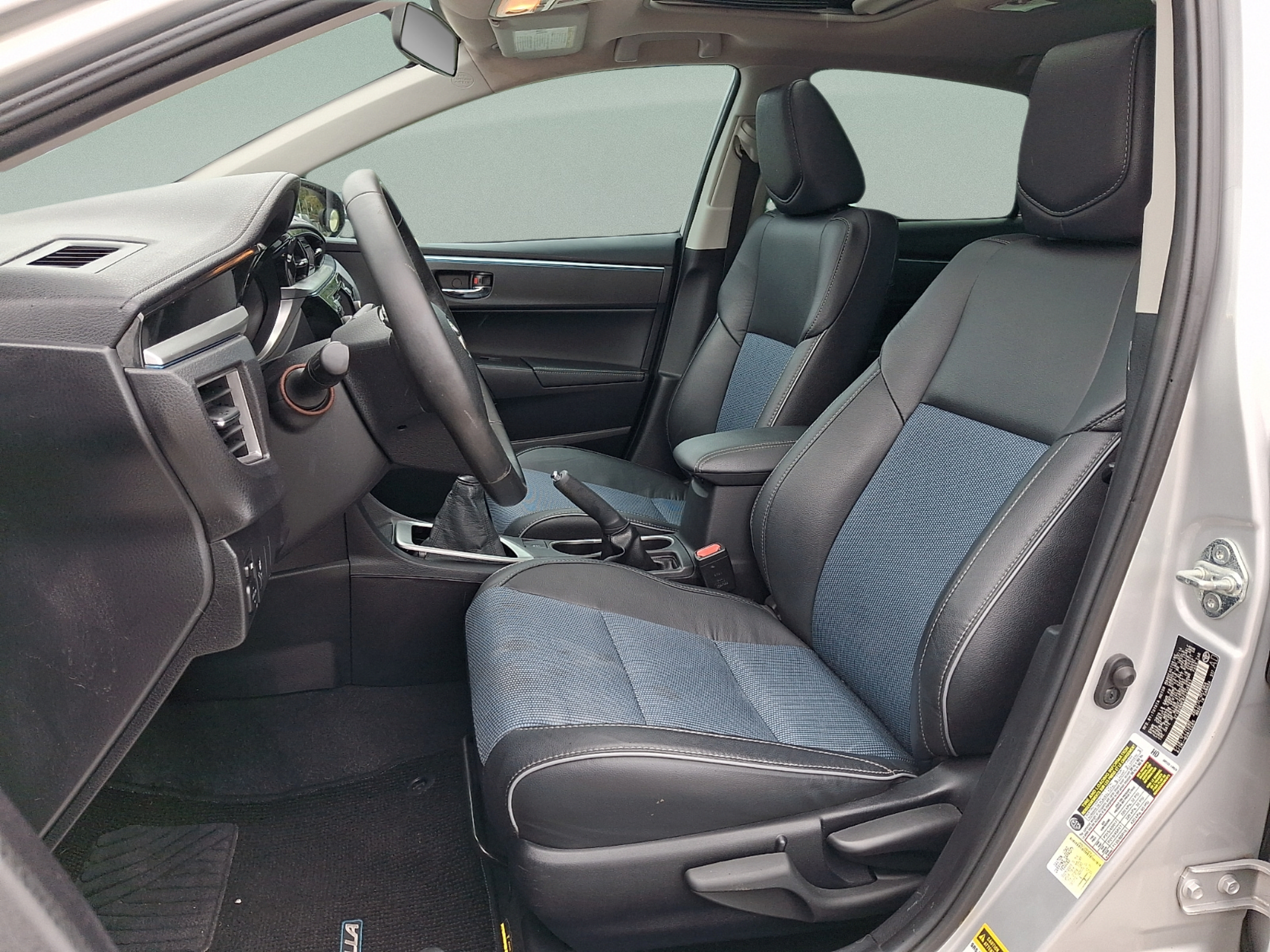 Used 2015 Toyota Corolla S FWD image 11