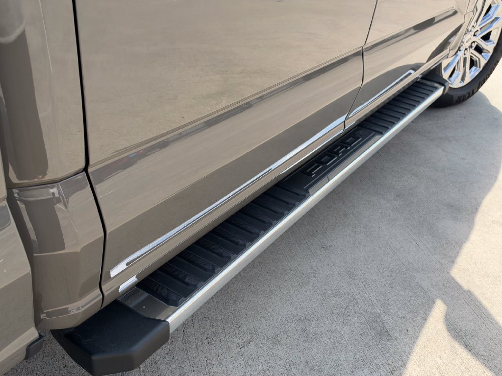 Used 2025 Ford F150 XLT w/ Equipment Group 302A MID RWD image 16