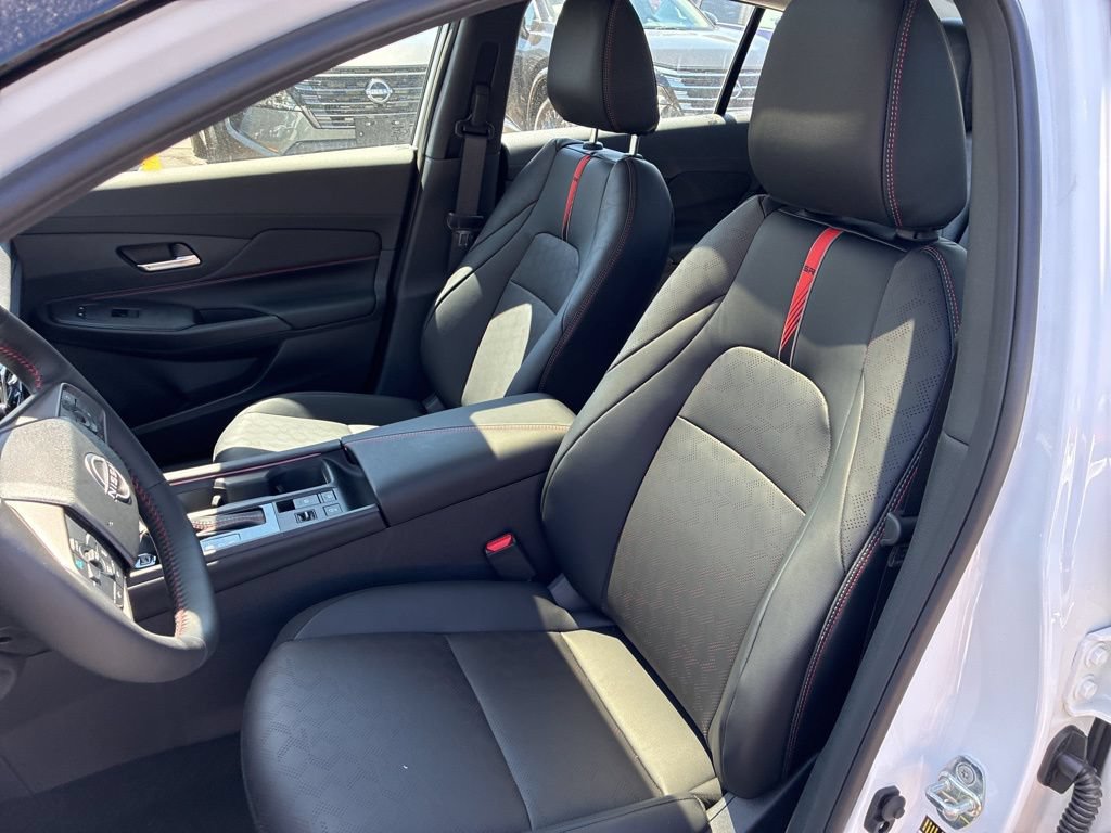 New 2026 Nissan Sentra SR w/ SR Premium Package FWD image 24