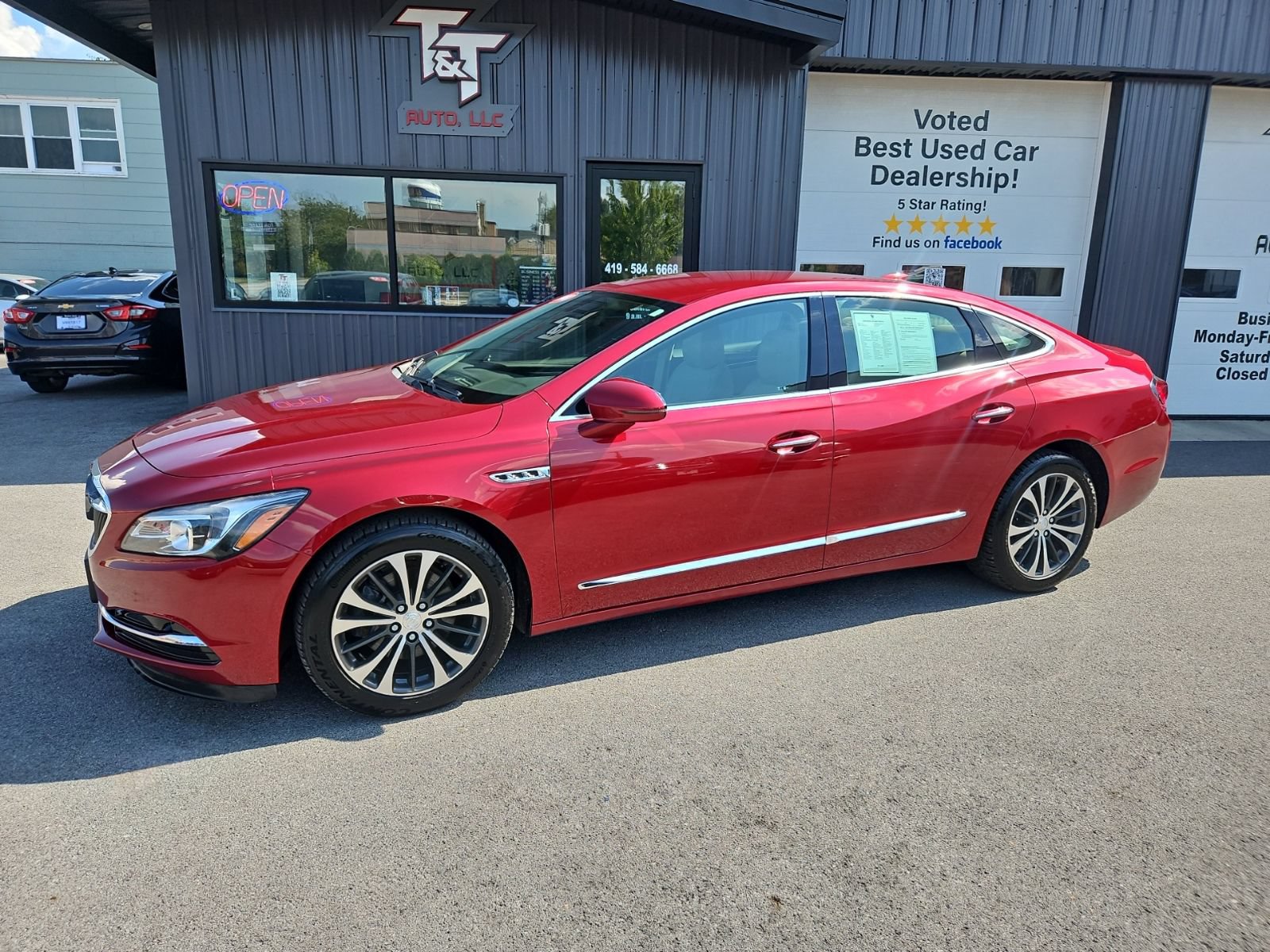 Used 2018 Buick LaCrosse Essence FWD image 2
