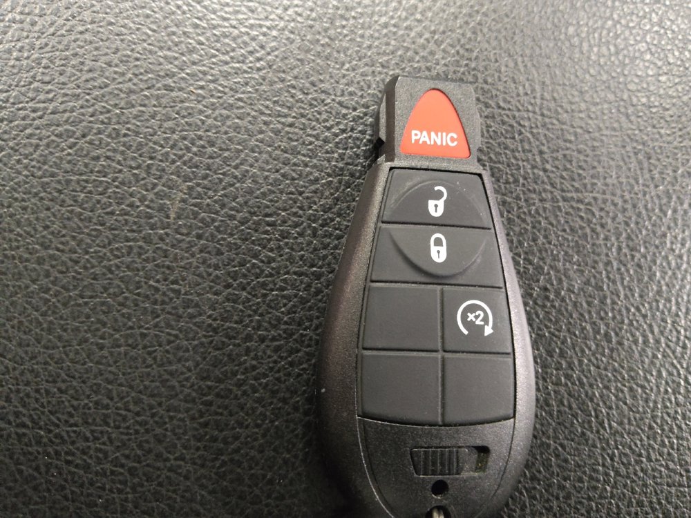 Used 2021 RAM 1500 Classic SLT image 32