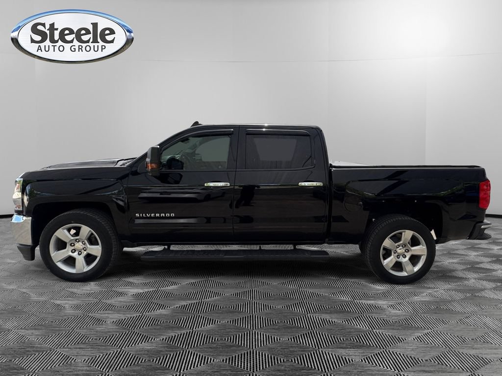 Used 2017 Chevrolet Silverado 1500 LT w/ Max Trailering Package RWD image 2