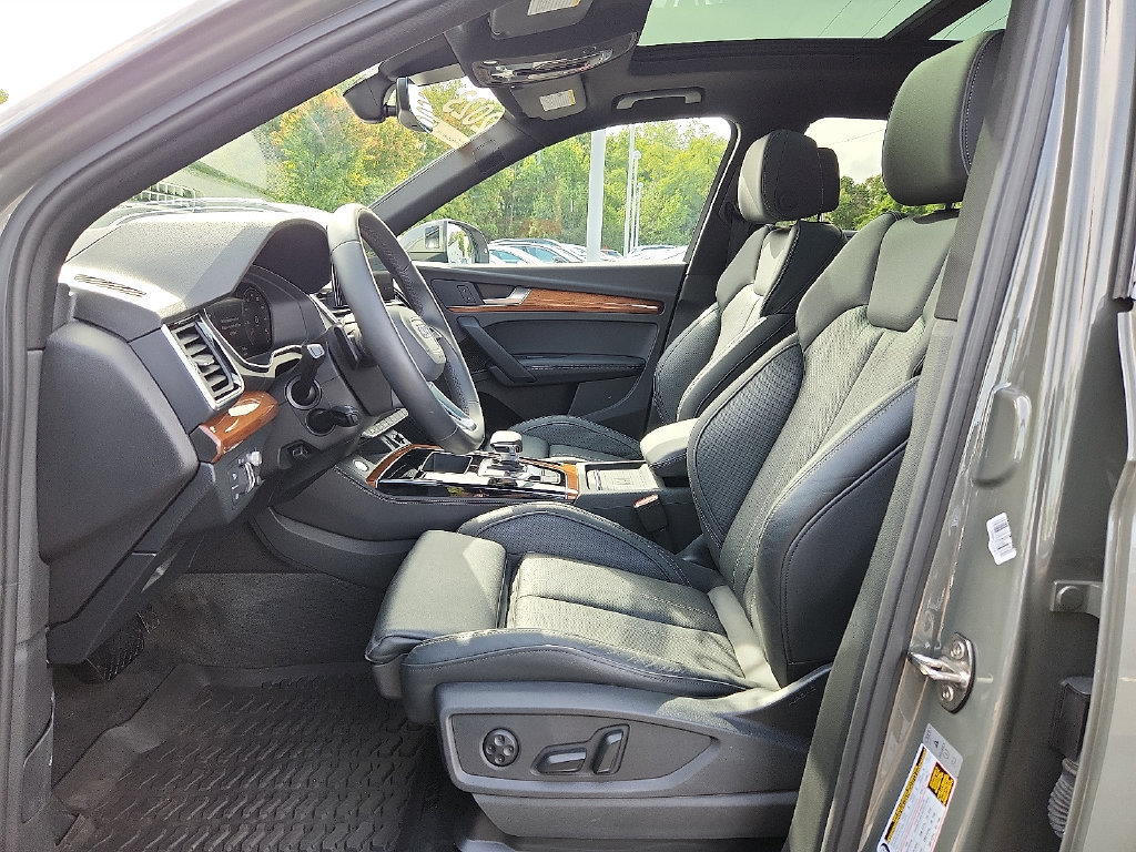 Certified 2023 Audi Q5 2.0T Prestige AWD/4WD image 18