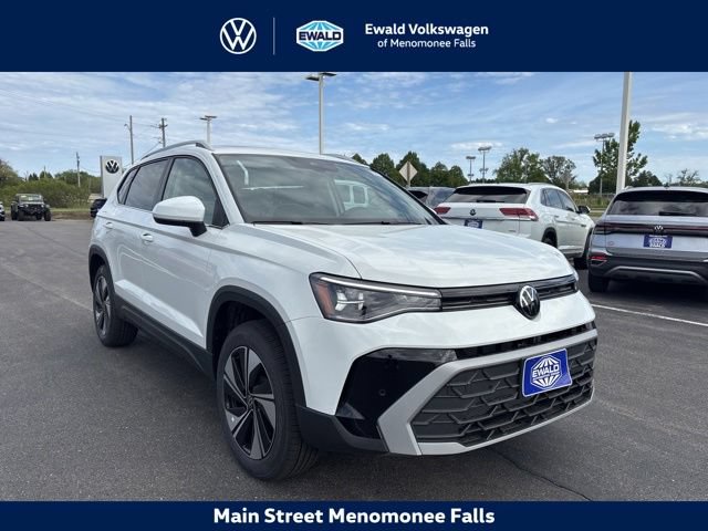 New 2026 Volkswagen Taos SE