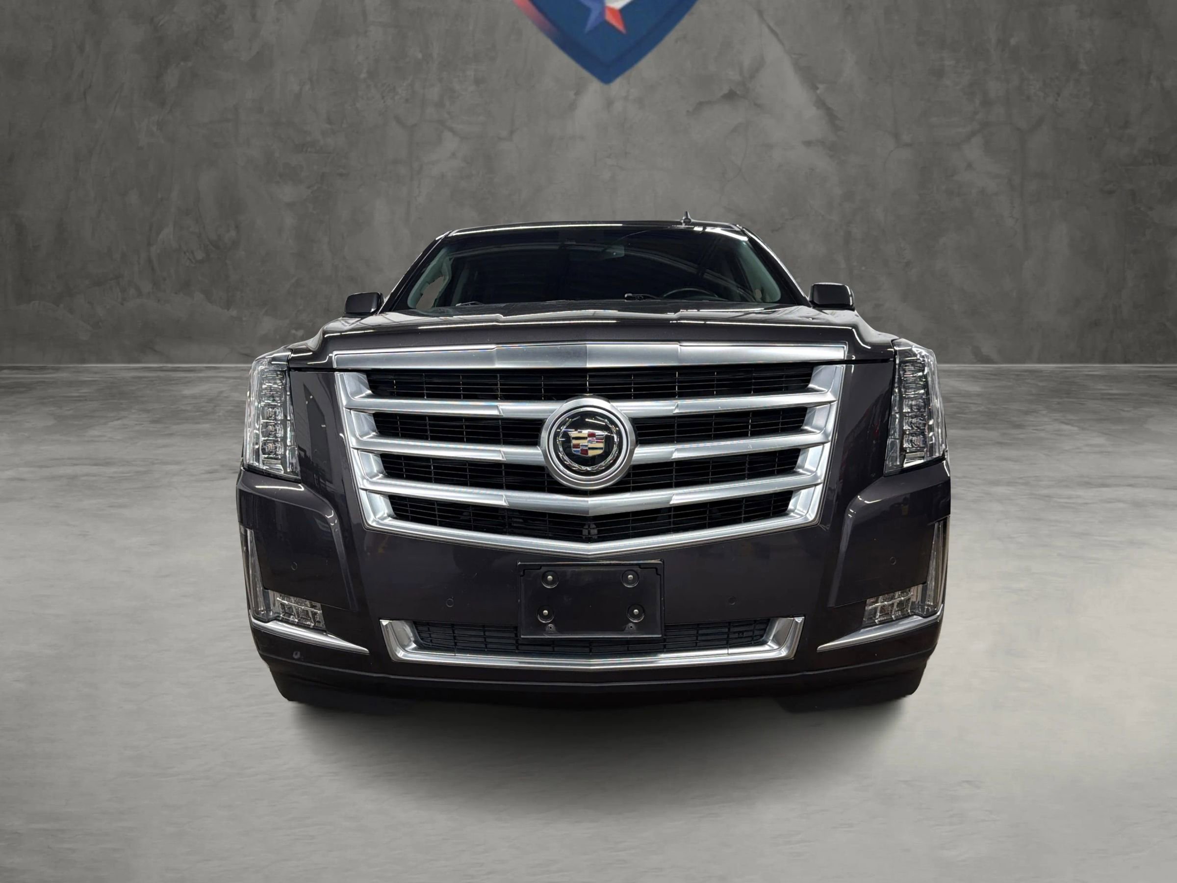 Used 2015 Cadillac Escalade Premium image 13
