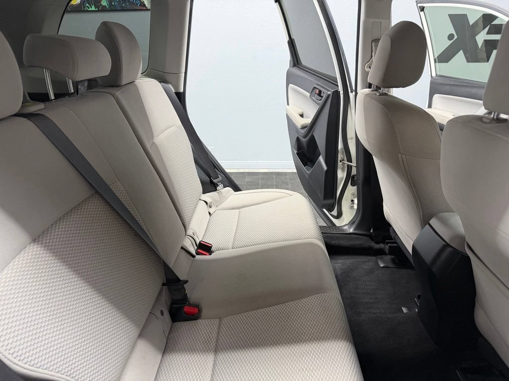 Used 2018 Subaru Forester 2.5i AWD/4WD image 43