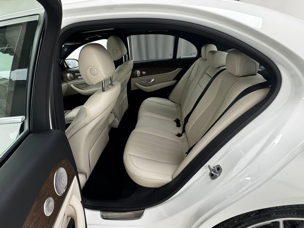 Used 2023 Mercedes-Benz E 350 Sedan image 12