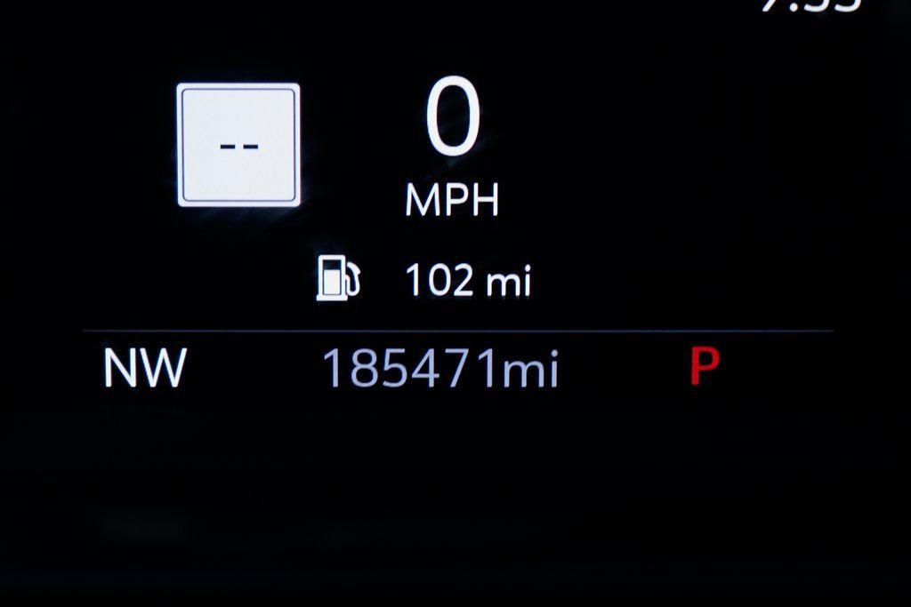 Used 2020 Chevrolet Silverado 2500 LTZ image 24