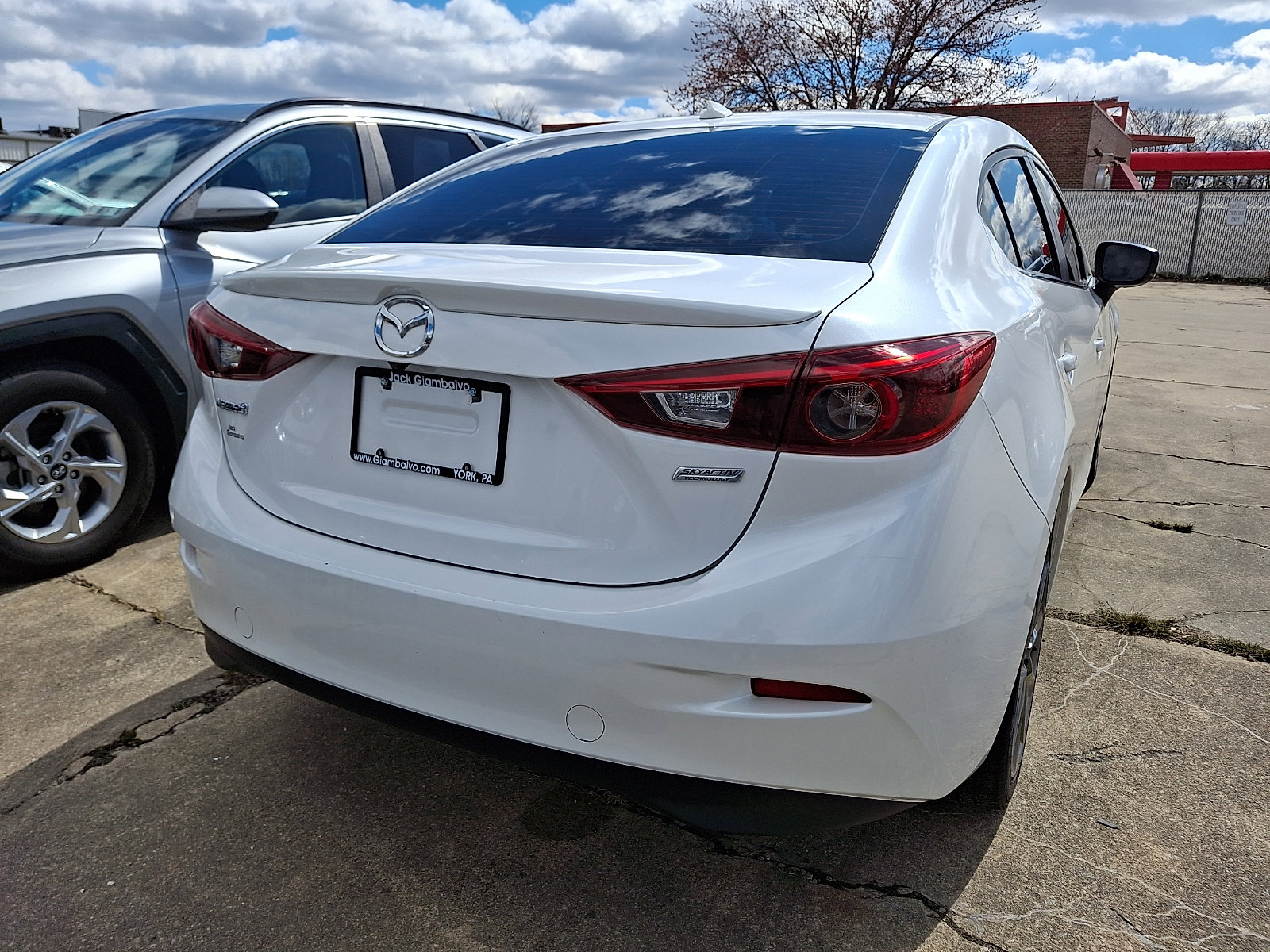 Used 2018 MAZDA MAZDA3 Grand Touring w/ Premium Equipment Package image 9