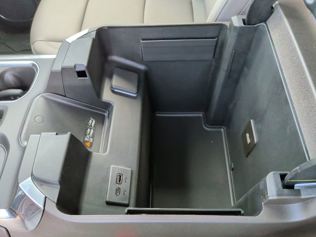 New 2026 GMC Sierra 1500 SLT image 33