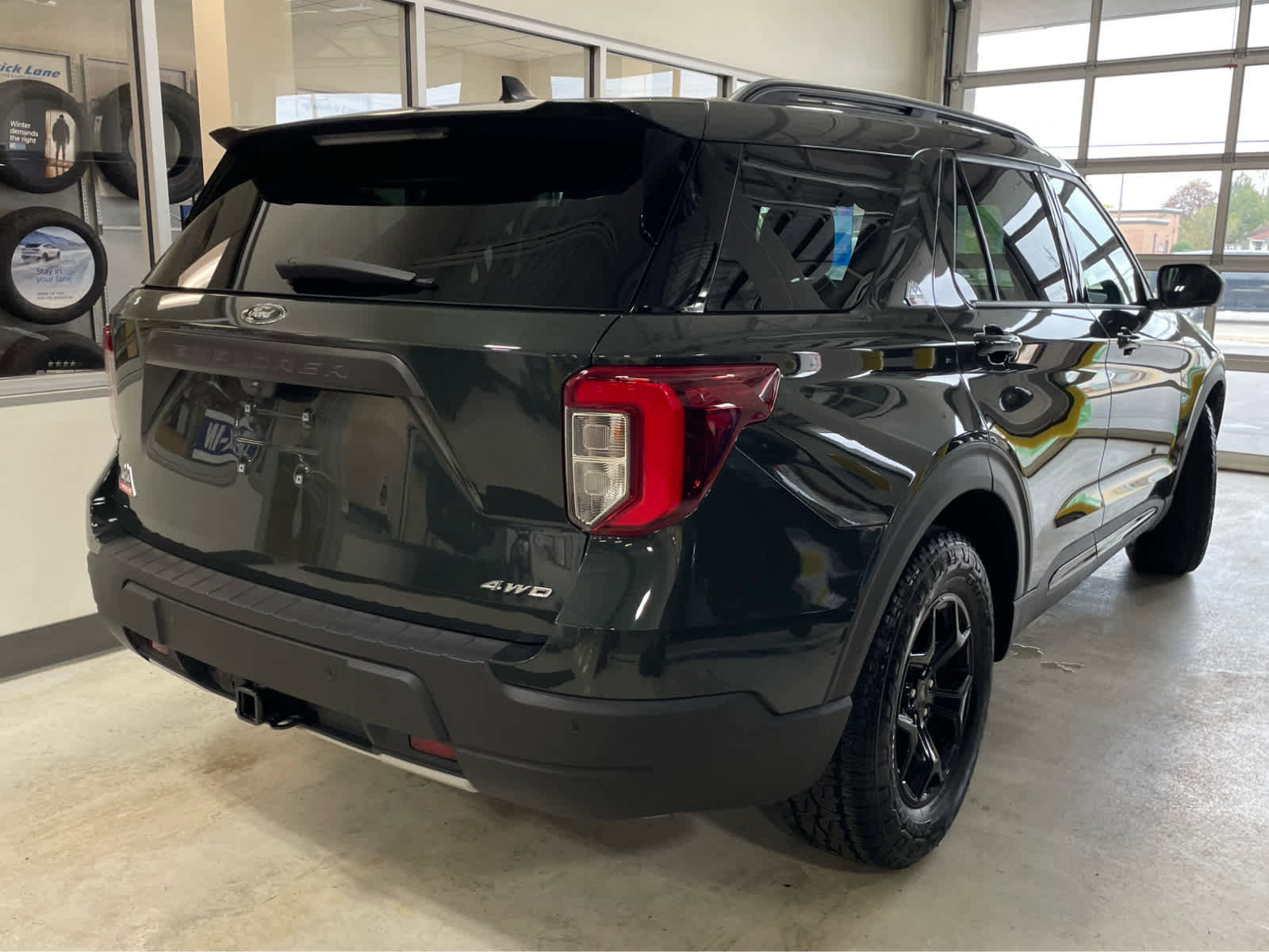 Used 2023 Ford Explorer Timberline AWD/4WD image 6