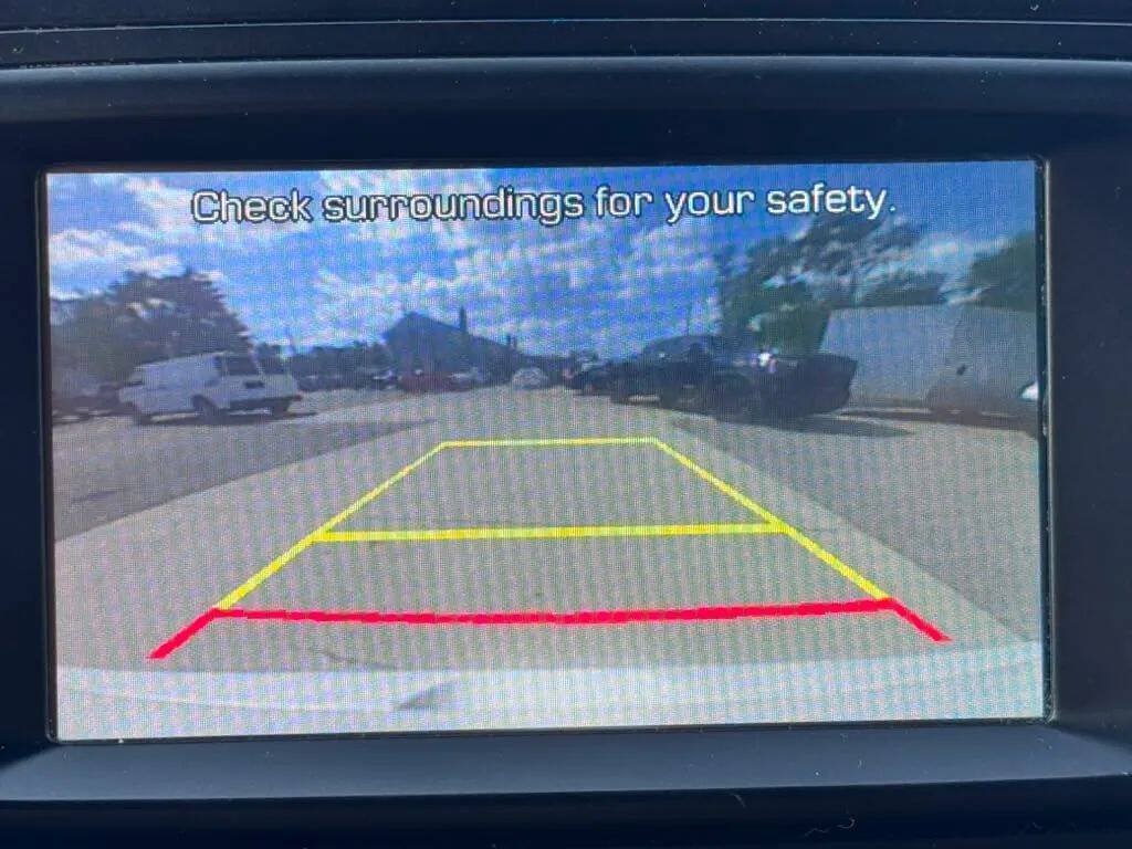 Used 2017 Kia Soul + FWD image 22
