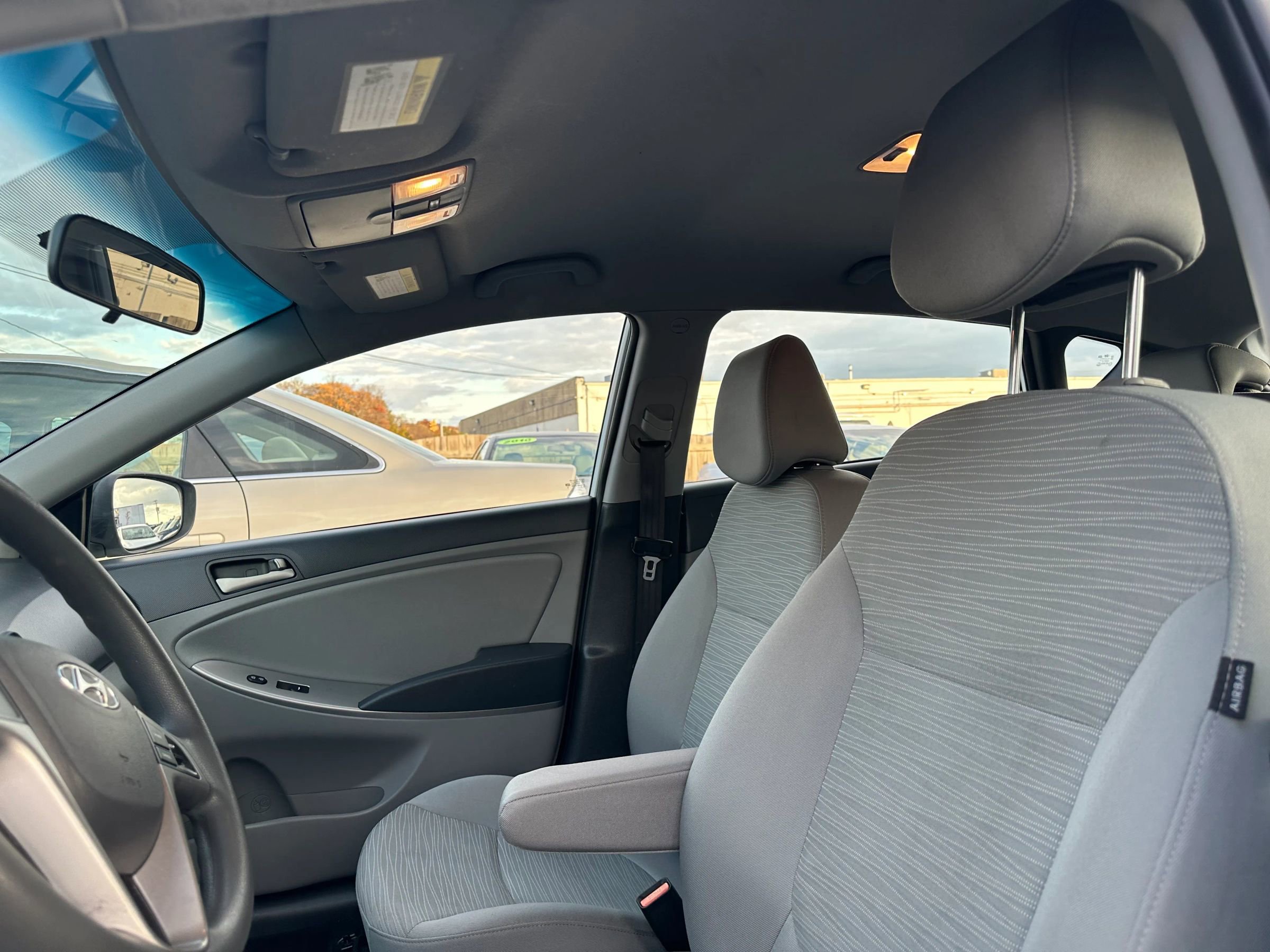 Used 2015 Hyundai Accent GS image 17