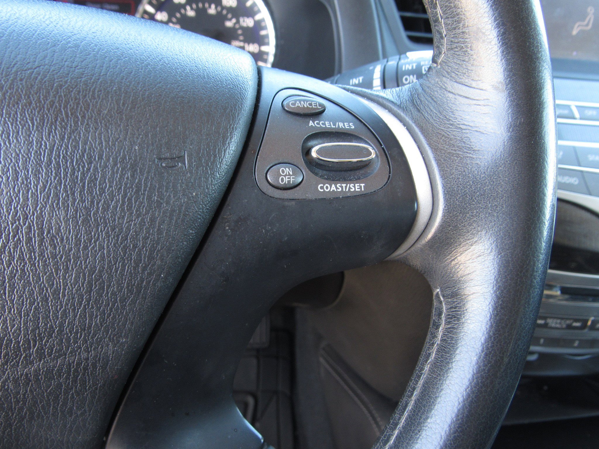 Used 2018 INFINITI QX60 Luxe image 27