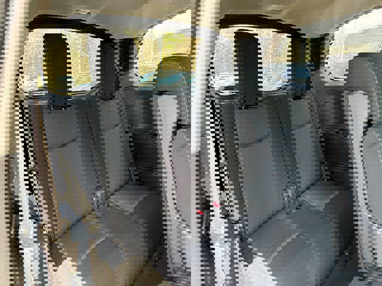 Used 2017 Nissan Pathfinder SV AWD/4WD image 26