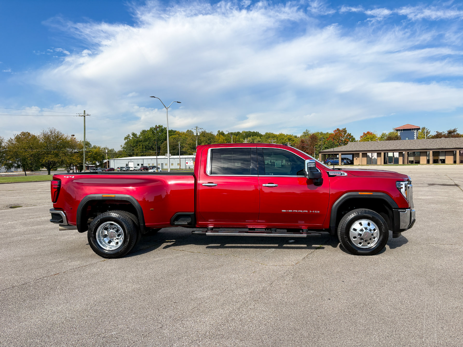 Used 2024 GMC Sierra 3500 SLT AWD/4WD image 11