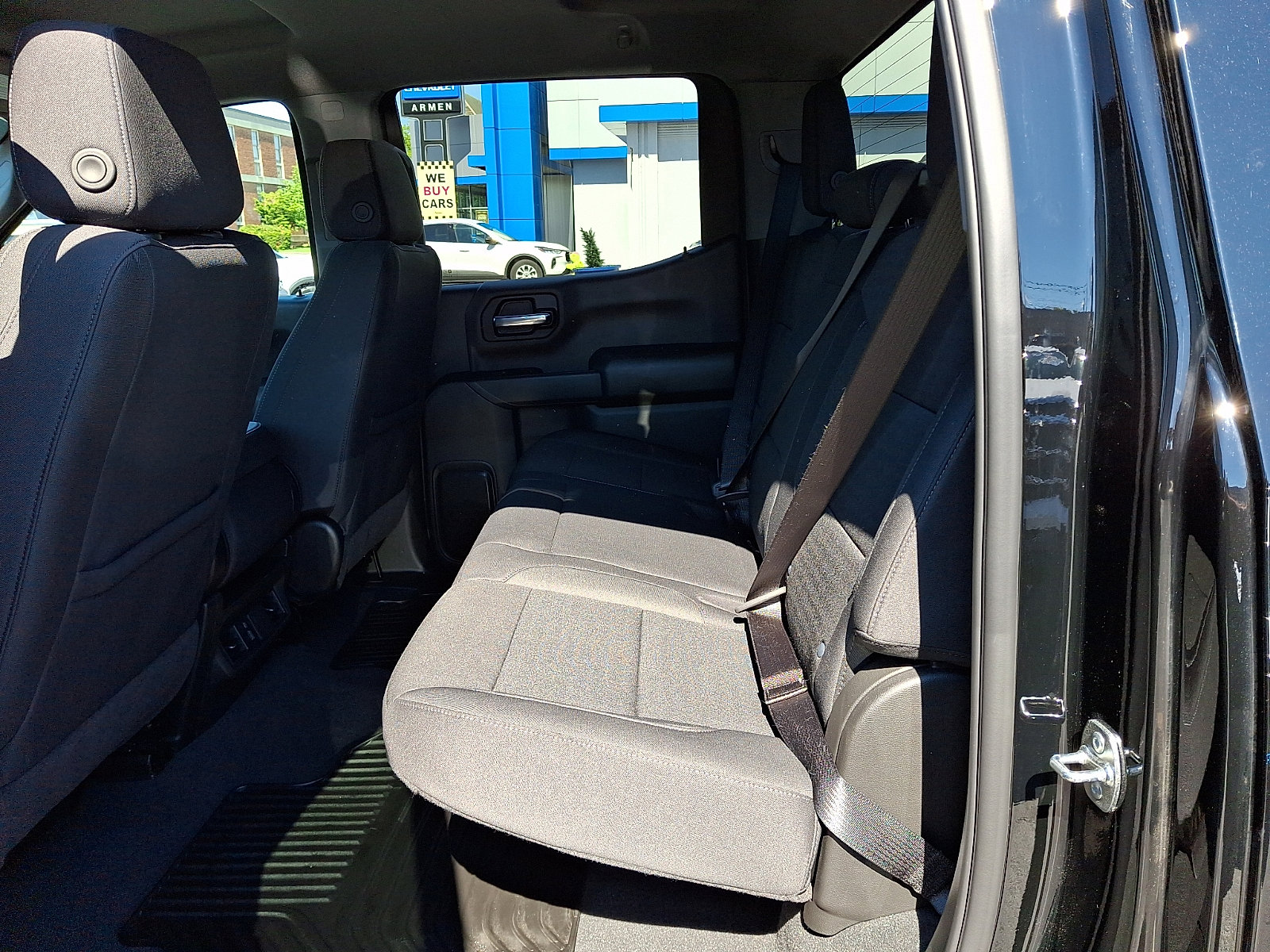 Used 2025 Chevrolet Silverado 1500 Custom Trail Boss w/ Turbomax Blackout Package AWD/4WD image 11