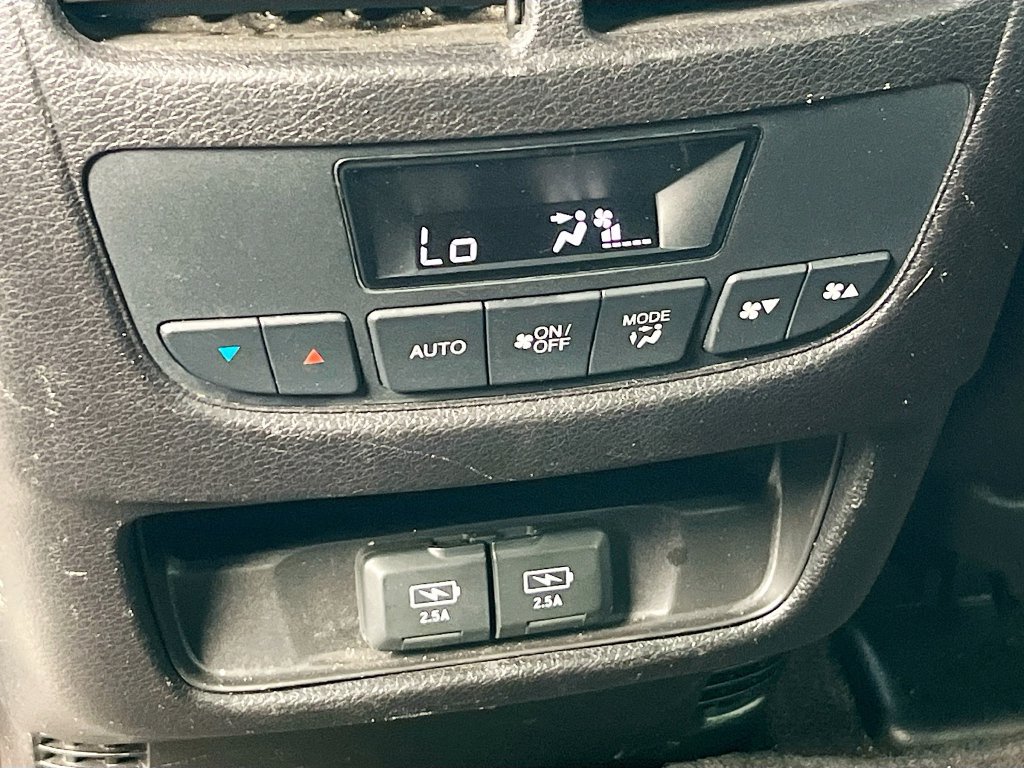 Used 2020 Acura MDX FWD image 25