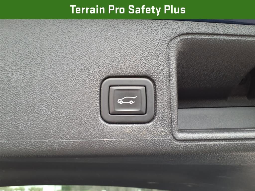 Certified 2023 GMC Terrain SLE w/ Driver Convenience Package FWD image 18