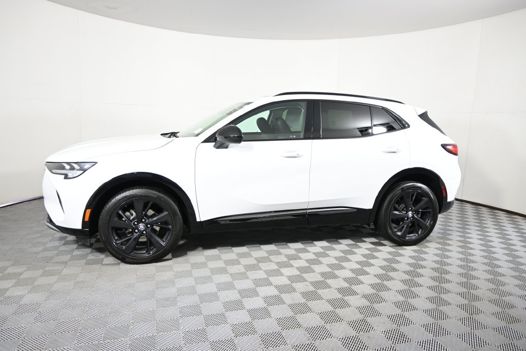 Used 2023 Buick Envision Essence w/ Sport Touring Package AWD/4WD image 2