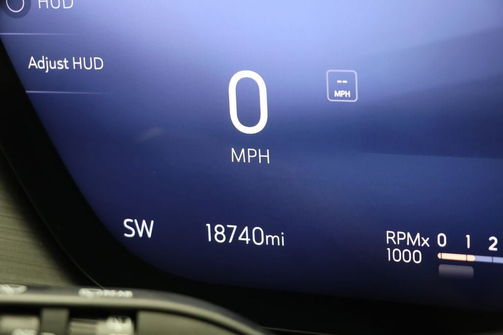 Used 2025 Buick Envision Sport Touring AWD/4WD image 18