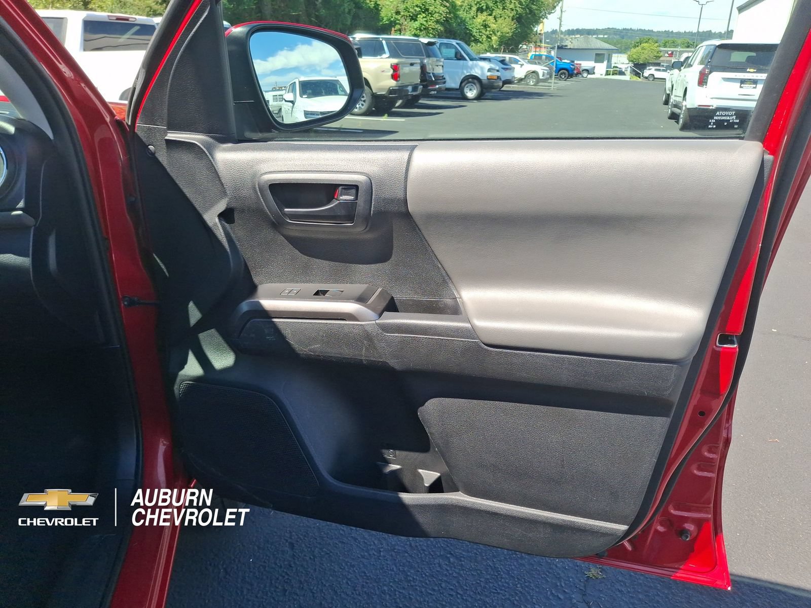 Used 2023 Toyota Tacoma SR5 RWD image 21
