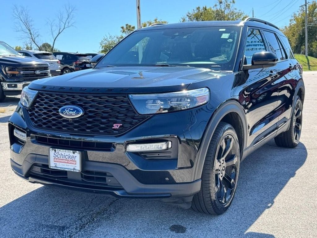 Used 2024 Ford Explorer ST w/ Equipment Group 401A AWD/4WD image 8